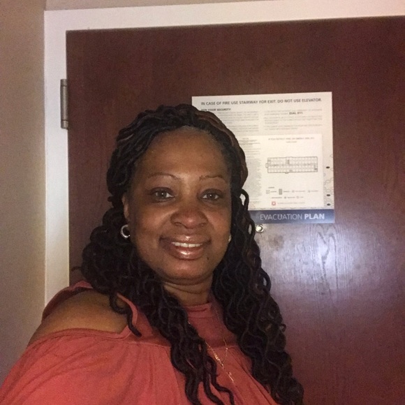 Meet your Posher, Verletta - Picture 1 of 1